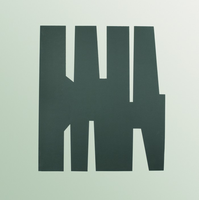 Judith Brítez<br>Serie vertical  II, 2016<br>Hierro<br>174  x  150  cm - La tradición rebelada - Arte abstracto uruguayo - Museo Nacional de Artes Visuales